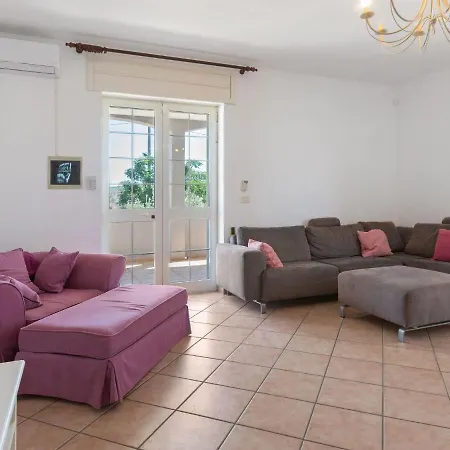 Belvilla By Oyo Pool Torre San Giovanni Villa *