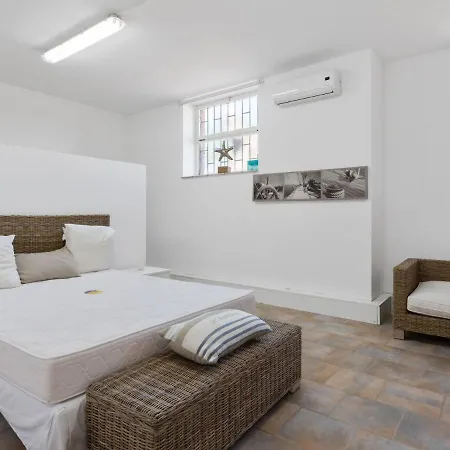 Vila Belvilla By Oyo Pool Torre San Giovanni